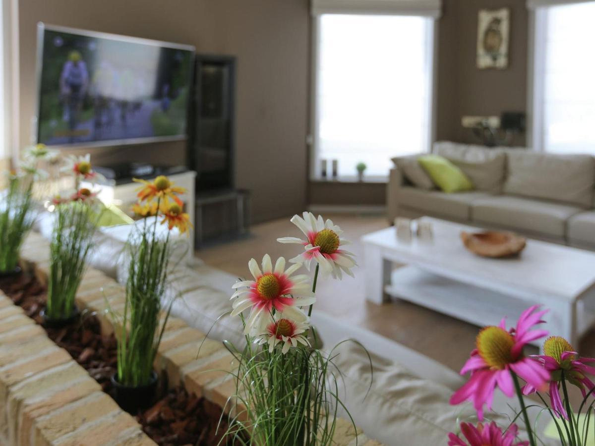 Splendid VIlla in Middelkerke with Sauna bubble bath Terrace Buitenkant foto